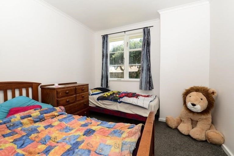 Photo of property in 75 Massey Street, Frankton, Hamilton, 3204