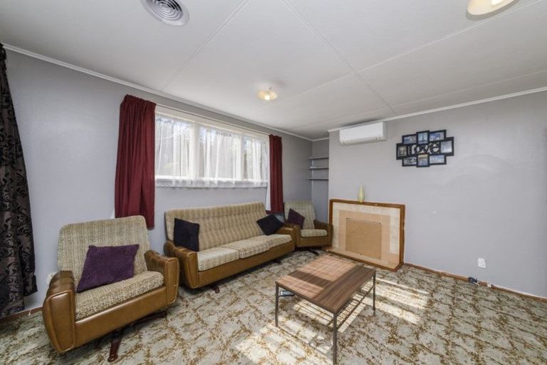 Photo of property in 4 Jackson Avenue, Highbury, Palmerston North, 4412