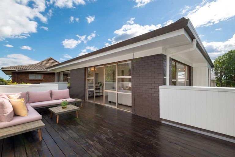 Photo of property in 16 Sydney Street, Hauraki, Auckland, 0622