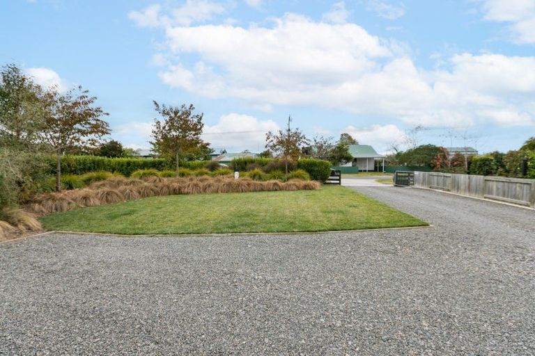 Photo of property in 18 Dee Street, Otane, 4202