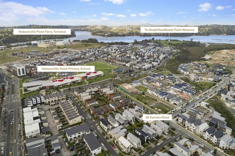 Photo of property in 28 Kanuka Road, Hobsonville, Auckland, 0616
