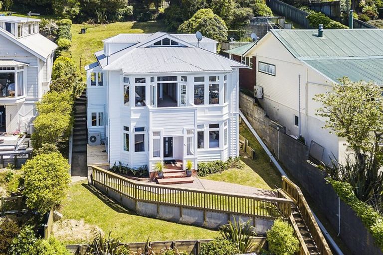 Photo of property in 56 Mitchell Street, Brooklyn, Wellington, 6021