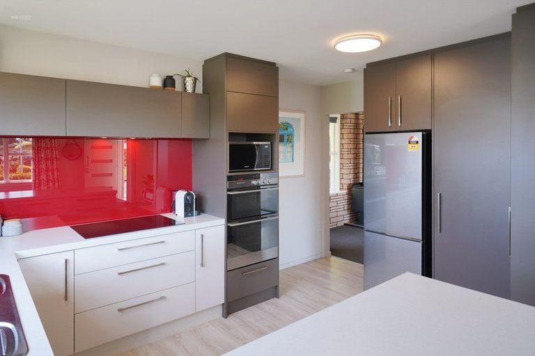 Photo of property in 3 Fraser Place, Rangiora, 7400