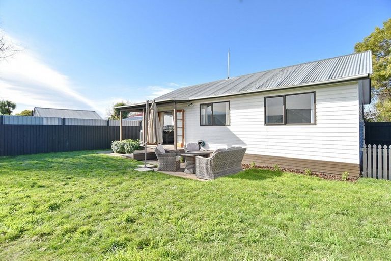 Photo of property in 10 Grenville Street, Waltham, Christchurch, 8011
