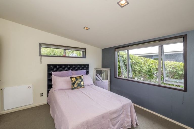 Photo of property in 48 Kotare Street, Waikanae, 5036