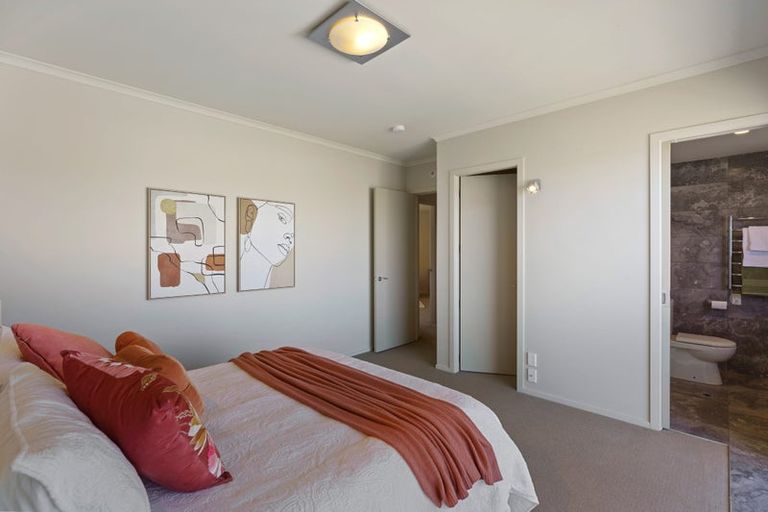 Photo of property in 4-u27 Seaview Road, Paraparaumu Beach, Paraparaumu, 5032