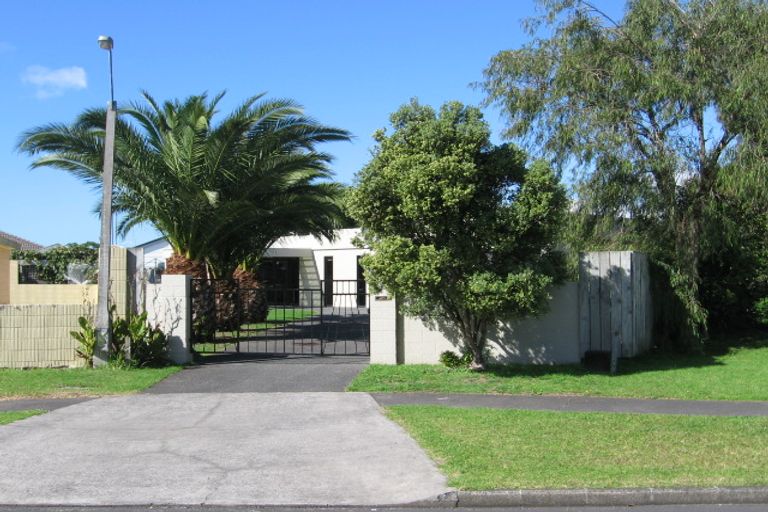 Photo of property in 1/6 Bosun Place, Te Atatu Peninsula, Auckland, 0610