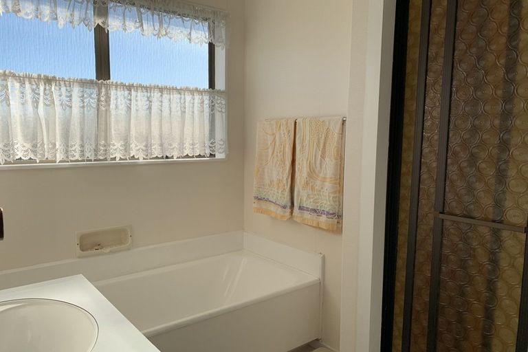 Photo of property in 4 Mount View Place, Waipukurau, 4200