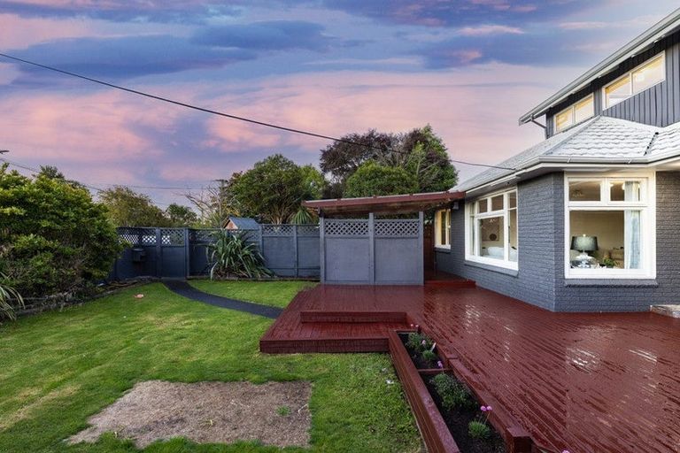 Photo of property in 240 Westminster Street, Mairehau, Christchurch, 8013