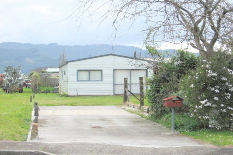 Photo of property in 16 Endeavour Close, Whitianga, 3510