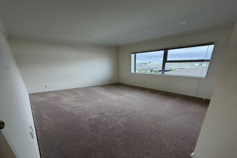Photo of property in 21 Kensway Drive, Flat Bush, Auckland, 2016
