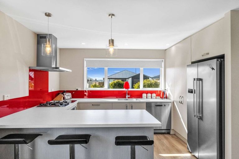 Photo of property in 37 Waituna Street, Pegasus, 7612