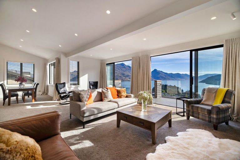 Photo of property in 10a Belfast Terrace, Queenstown, 9300