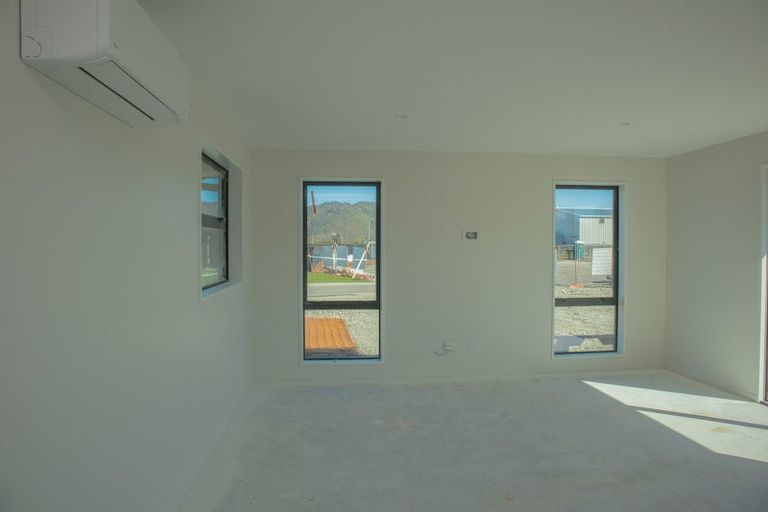 Photo of property in 10 Hinau Crescent, Kaiata, Greymouth, 7805