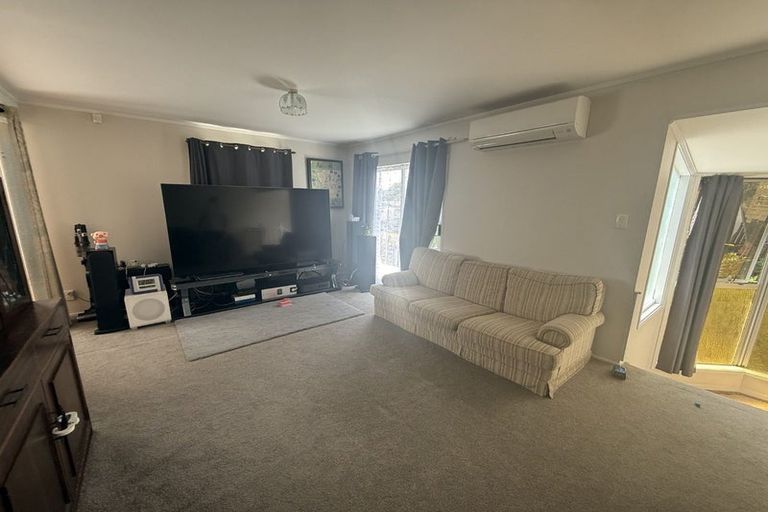 Photo of property in 10 Ribot Place, Randwick Park, Auckland, 2105