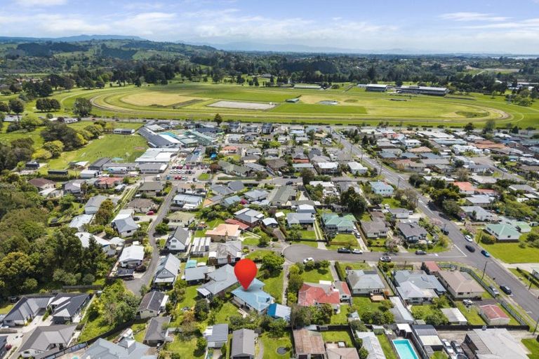 Photo of property in 10 Seaforth Grove, Greerton, Tauranga, 3112