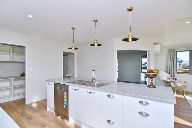 Photo of property in 1 Sills Street, Woodend, 7610