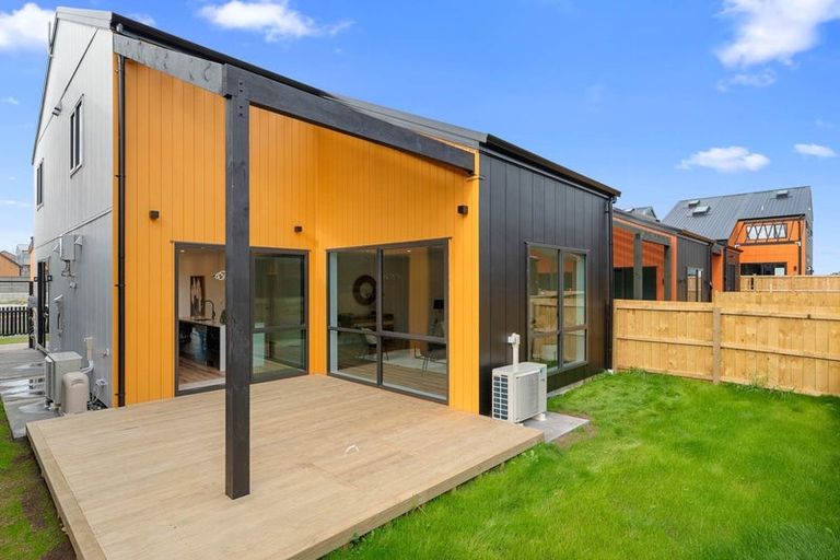 Photo of property in 10 Dorset Down Drive, Karaka, 2580