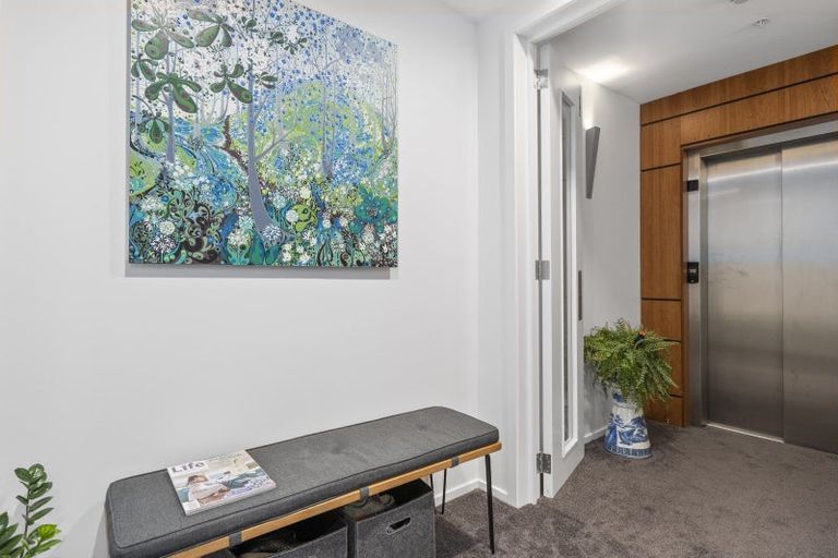 Photo of property in 4a/22 Telford Terrace, Oriental Bay, Wellington, 6011