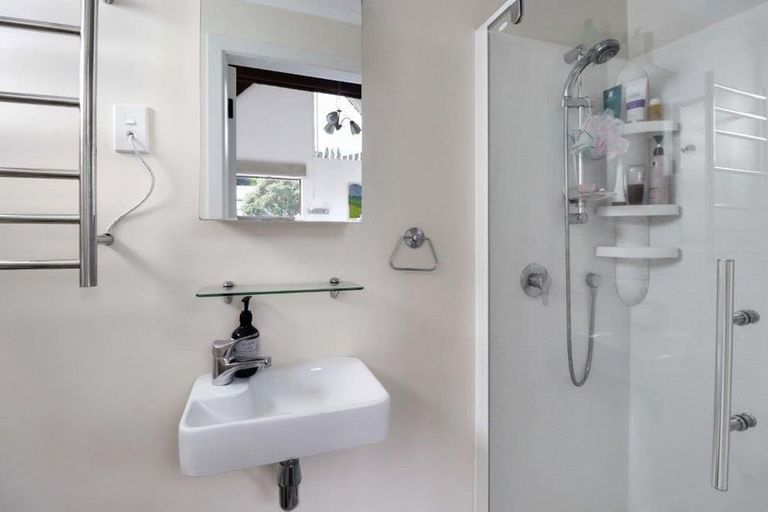 Photo of property in 21 Orissa Crescent, Broadmeadows, Wellington, 6035