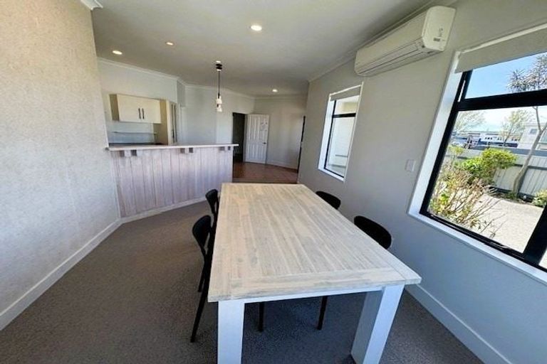 Photo of property in 106 Stortford Street, Saint Leonards, Hastings, 4120