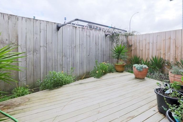 Photo of property in 215u3 Massey Street, Frankton, Hamilton, 3204