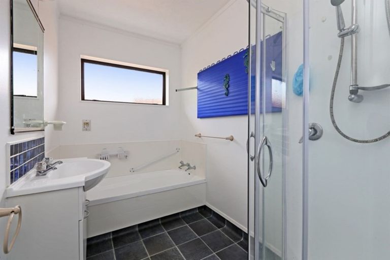 Photo of property in 49c Church Road, Taradale, Napier, 4112