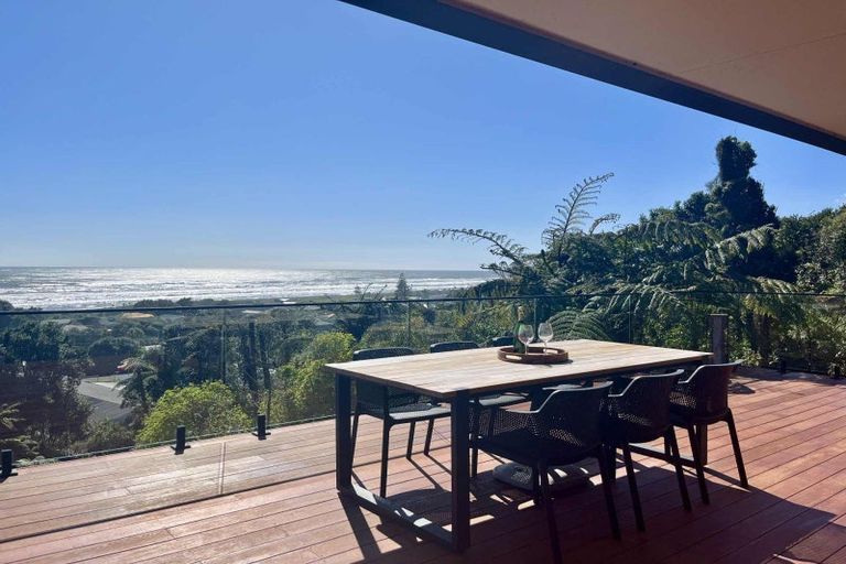 Photo of property in 13 Stanton Crescent, Karoro, Greymouth, 7805