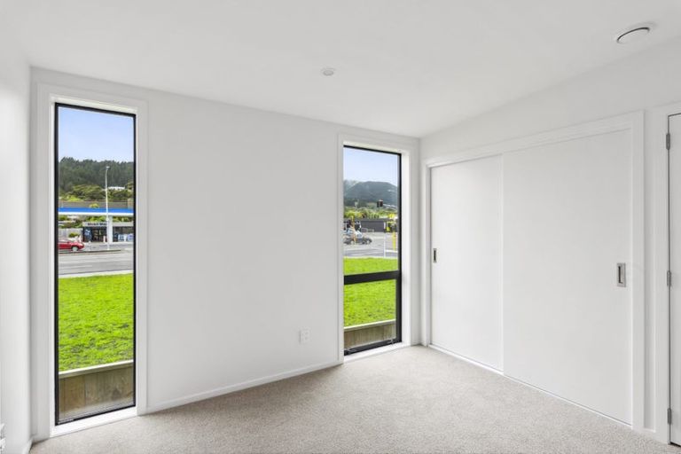 Photo of property in 5 Kamahi Place, Paraparaumu, 5032