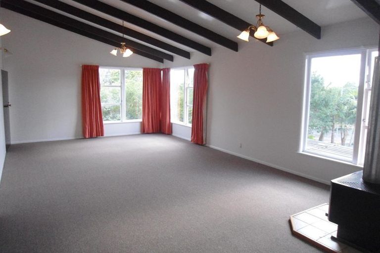 Photo of property in 13 Milich Terrace, Te Atatu South, Auckland, 0610