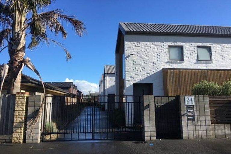 Photo of property in 24u3 Lyon Street, Frankton, Hamilton, 3204