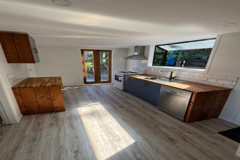 Photo of property in 174 Owhiro Bay Parade, Owhiro Bay, Wellington, 6023