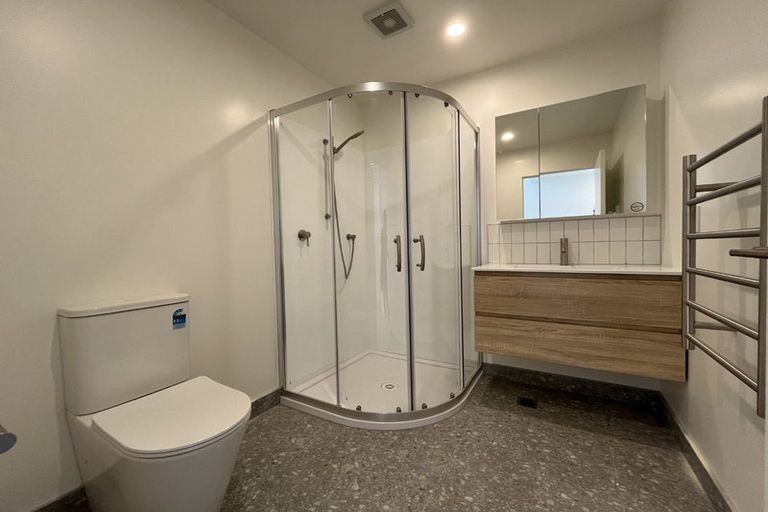 Photo of property in 2/23 Makomako Drive, Orewa, 0931