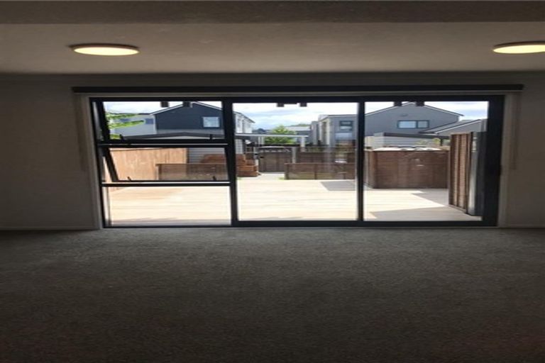 Photo of property in 174 Hobsonville Point Road, Hobsonville, Auckland, 0616