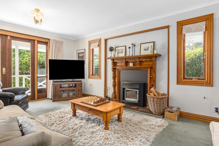 Photo of property in 28 Observatory Close, Whitby, Porirua, 5024