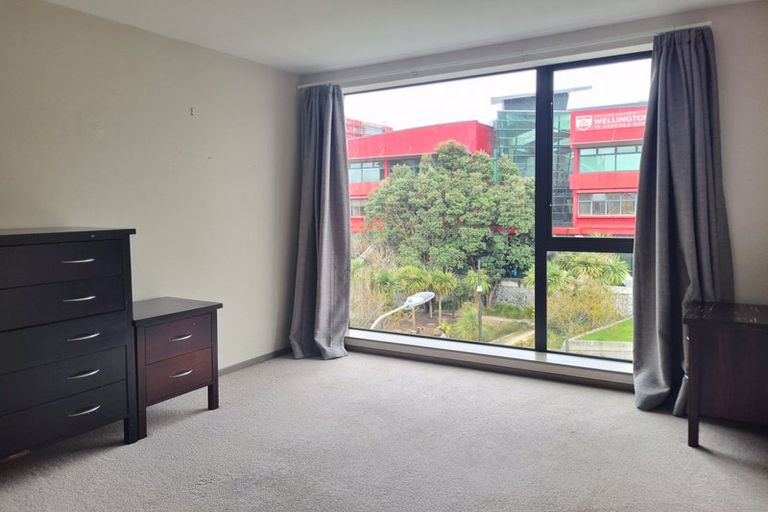 Photo of property in Dual Apartments, 308/142u Vivian Street, Te Aro, Wellington, 6011