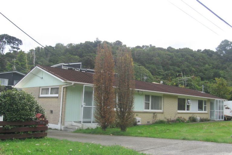 Photo of property in 11b Hair Street, Wainuiomata, Lower Hutt, 5014