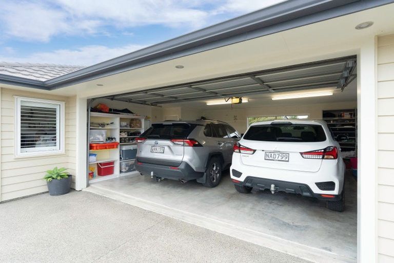 Photo of property in 11 Byron Brown Place, Otaki Beach, Otaki, 5512