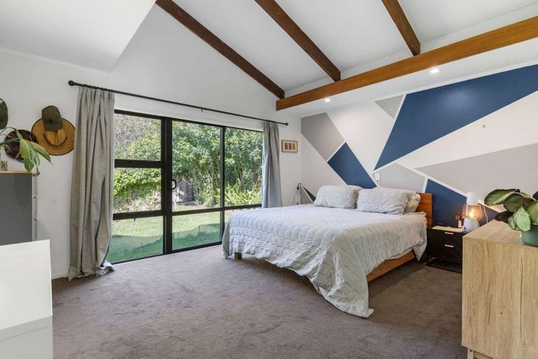 Photo of property in 2/13a Eskdale Road, Birkdale, Auckland, 0626