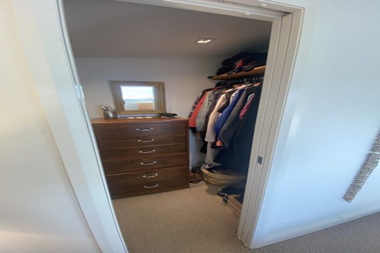 Photo of property in 241 The Esplanade, Petone, Lower Hutt, 5012