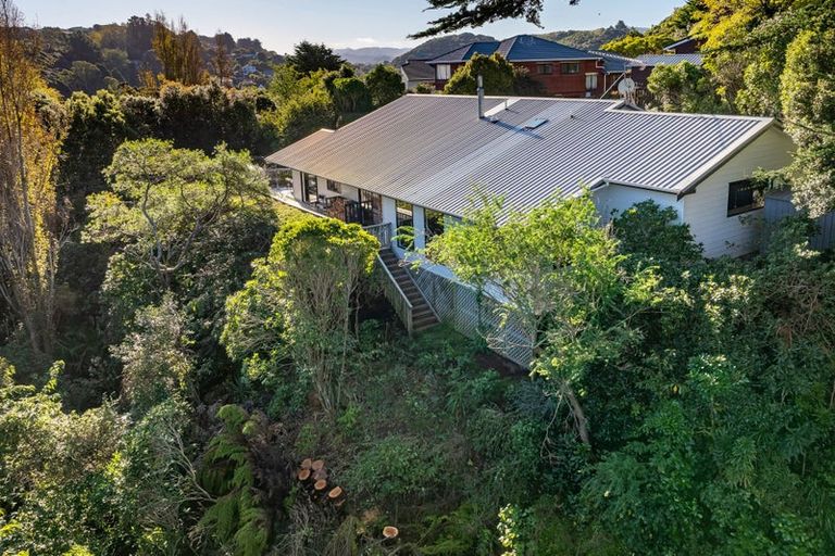 Photo of property in 48 Sailmaker Close, Whitby, Porirua, 5024