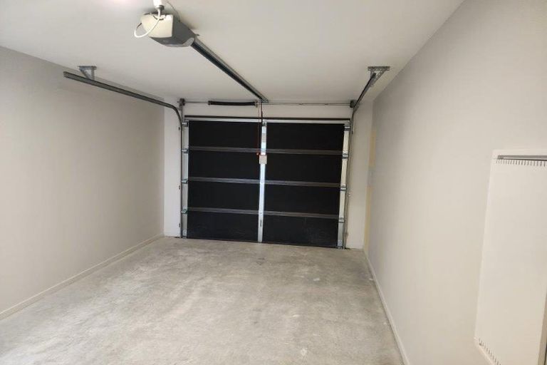 Photo of property in 35a Chrysolite Place, Belfast, 8051