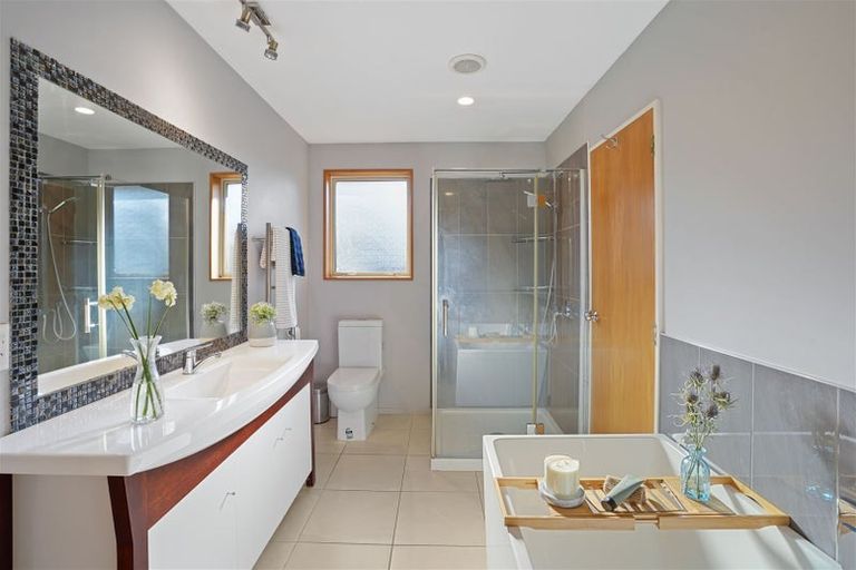 Photo of property in 106 Saint Martins Road, Saint Martins, Christchurch, 8022