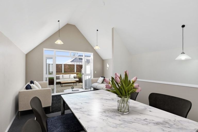 Photo of property in Victoria Villas, 23/35u Pirie Street, Mount Victoria, Wellington, 6011