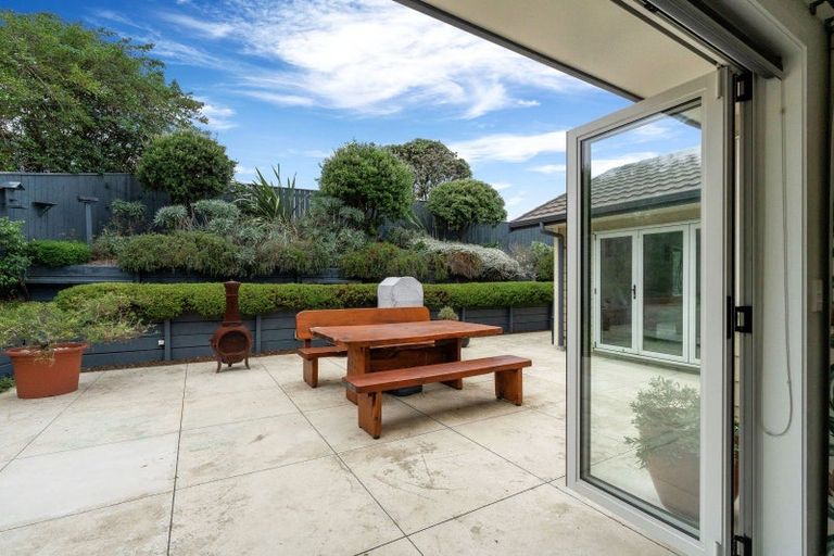 Photo of property in 11 Byron Brown Place, Otaki Beach, Otaki, 5512