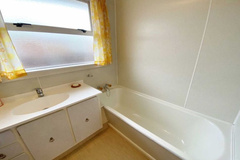 Photo of property in 8 Esperance Street, St Albans, Christchurch, 8052