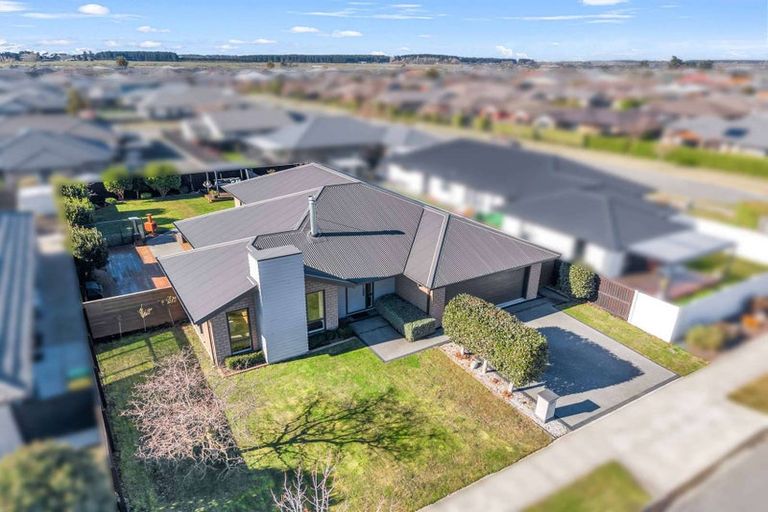 Photo of property in 19 Magnate Drive, Kaiapoi, 7630