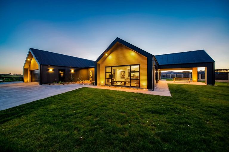 Photo of property in 22 Larlin Drive, Hawera, 4675