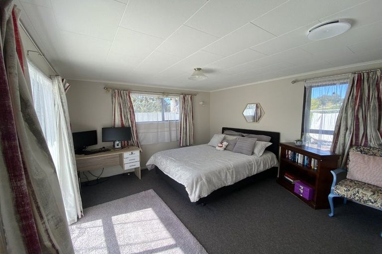 Photo of property in 7 O'connell Place, Havelock North, 4130