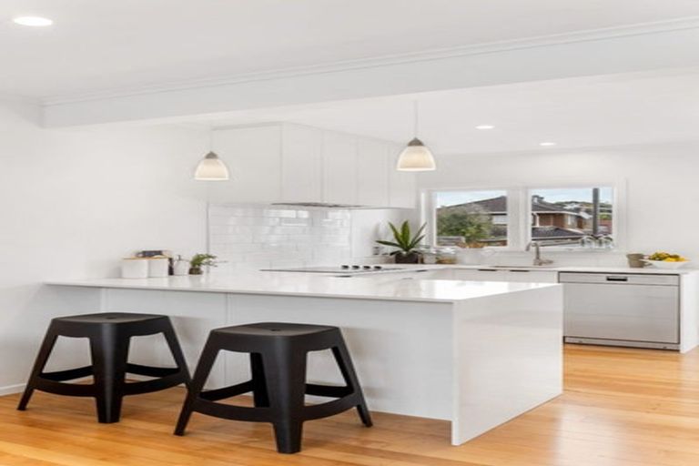 Photo of property in 3/109 Ocean View Road, Hillcrest, Auckland, 0627